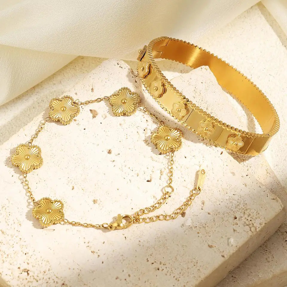 18K Gold-Plated Flower Bracelet – Plum Blossom Cuban Chain Women’s Jewelry
