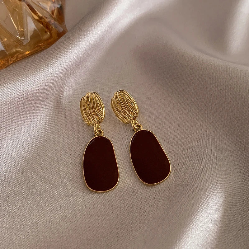 Wine Red Pearl Flower Heart Stud Earrings – Vintage Women’s Geometric Jewelry