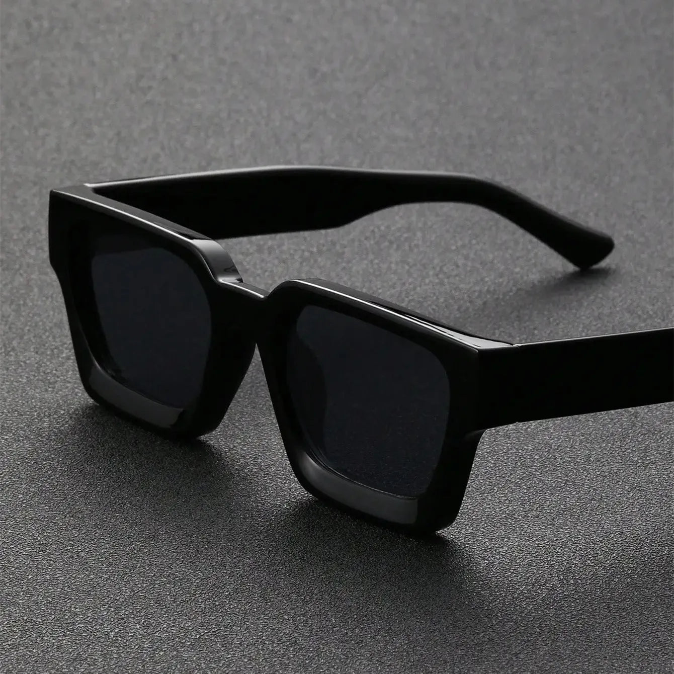 Retro Black Millionaire Shades – Luxury Designer Square Sunglasses for Men & Women 2025
