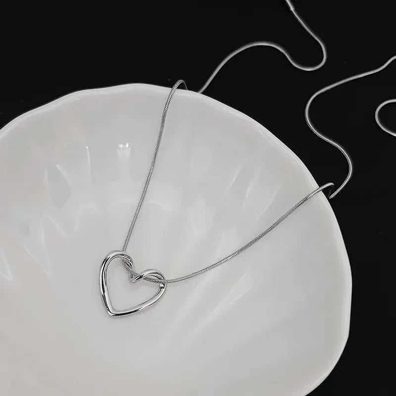 Popular Clavicle Chain Necklace – Women’s Fashion Jewelry Pendant