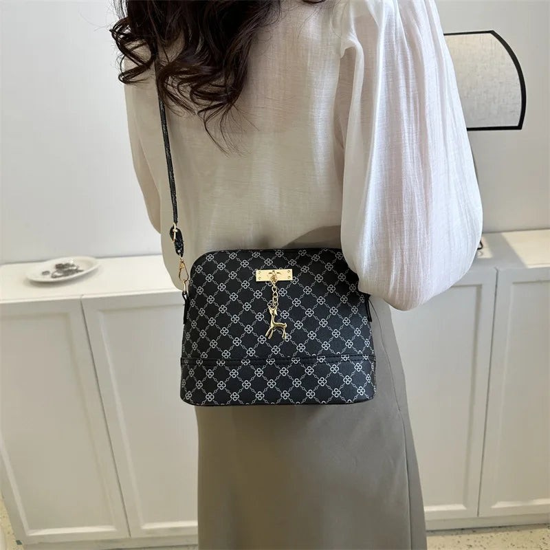 PU Leather Shoulder Bag – Small Shell Crossbody with Deer Pendant for Women
