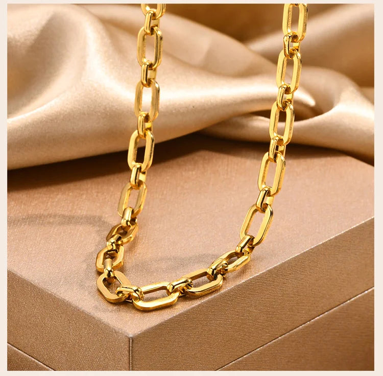 Chunky Gold Link Necklace – Thick Oval Chain Choker for Women