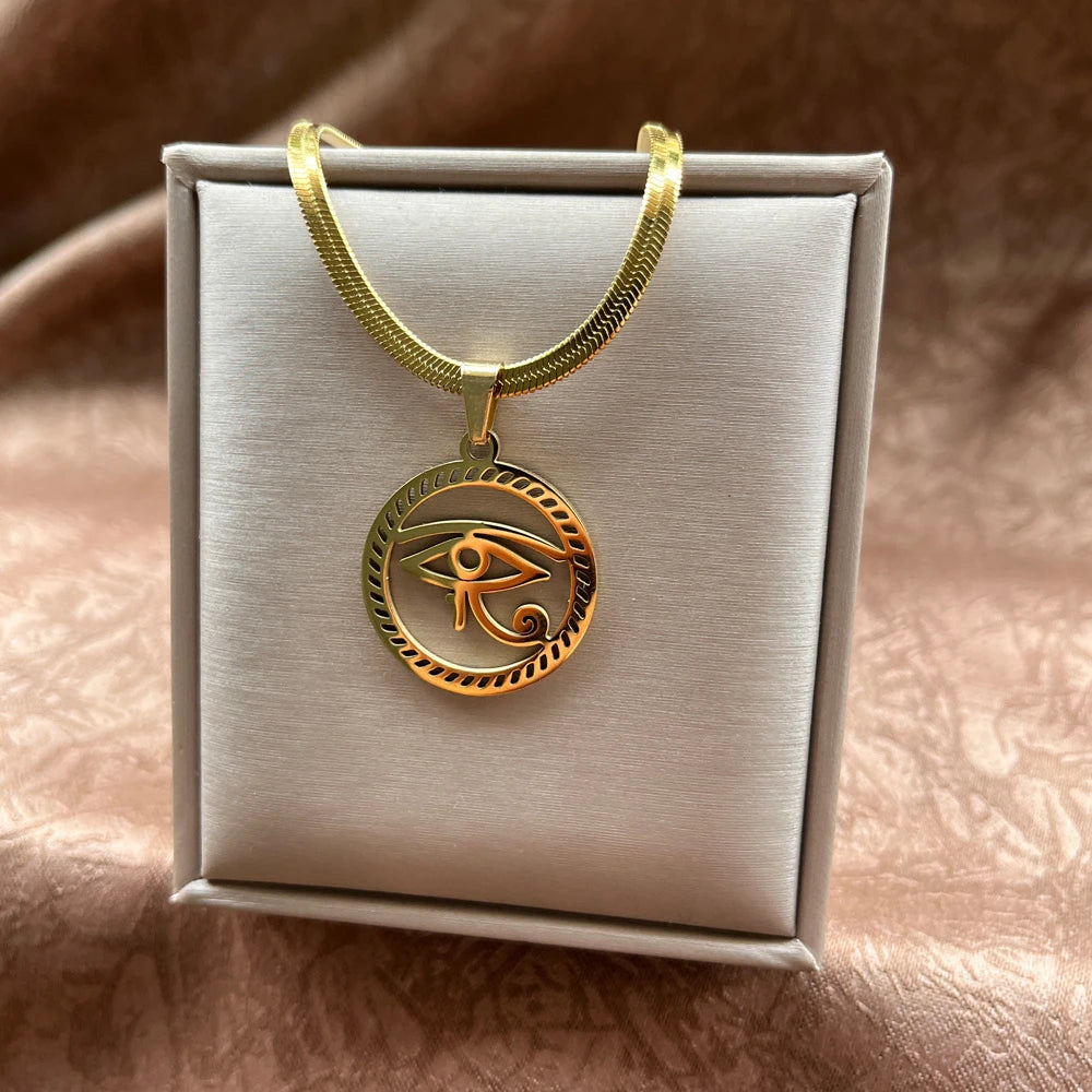 Exaggerated Punk O-Shaped Pendant Necklace – Chunky Stainless Steel Snake Chain for Men & Women