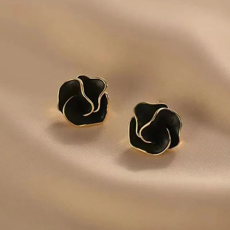 Black Enamel Flower Stud Earrings – Unique Multi-Layer Women’s Jewelry