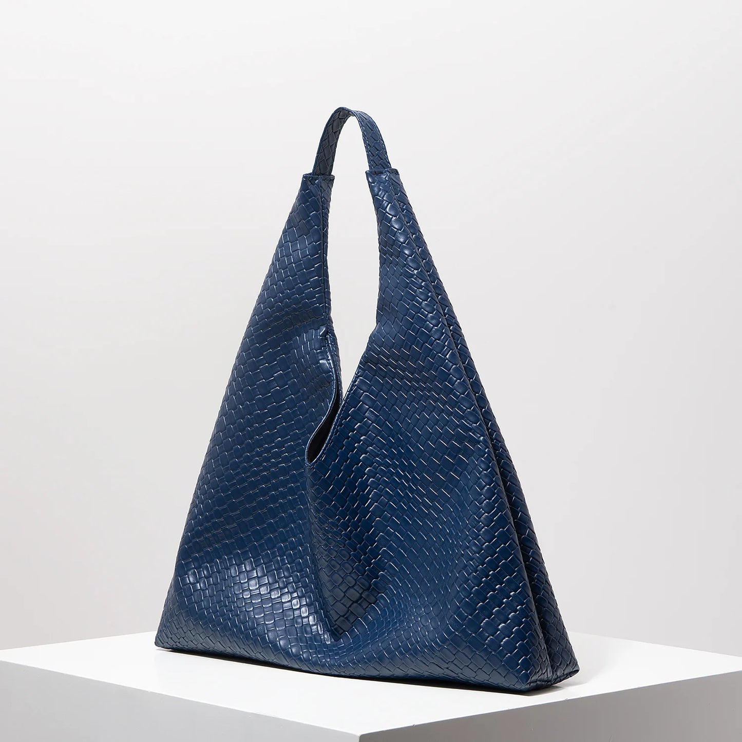 Simple Retro Shoulder Bag – Minimalist Hobo Tote for Women, Elegant Work & Grocery Bag