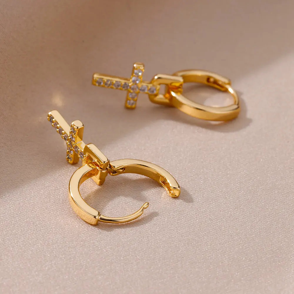 Gold Heart Zircon Hoop Earrings – Waterproof Stainless Steel Jewelry