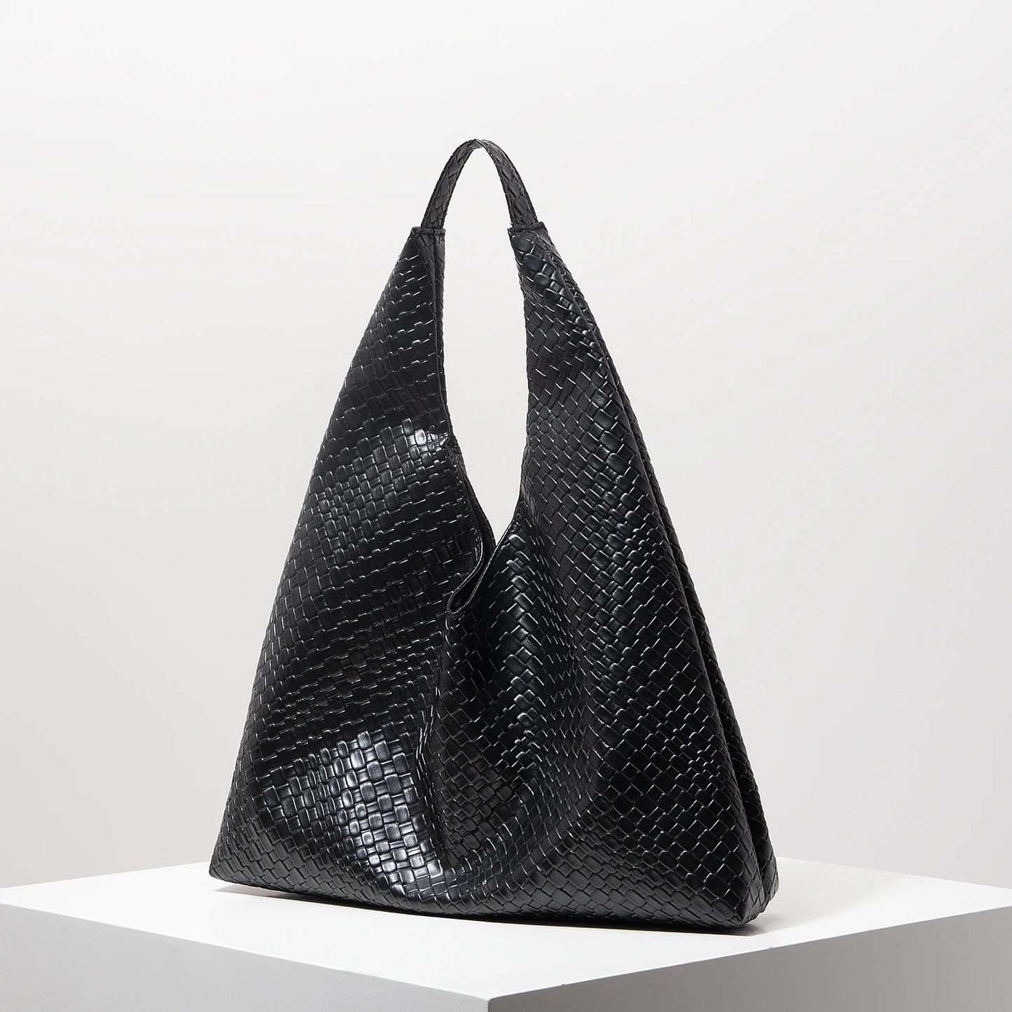 Simple Retro Shoulder Bag – Minimalist Hobo Tote for Women, Elegant Work & Grocery Bag