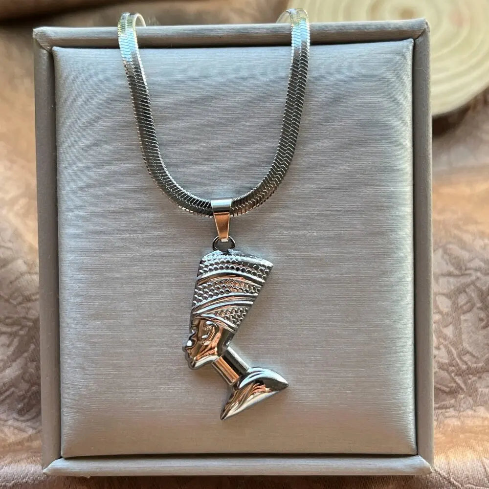 Exaggerated Punk O-Shaped Pendant Necklace – Chunky Stainless Steel Snake Chain for Men & Women