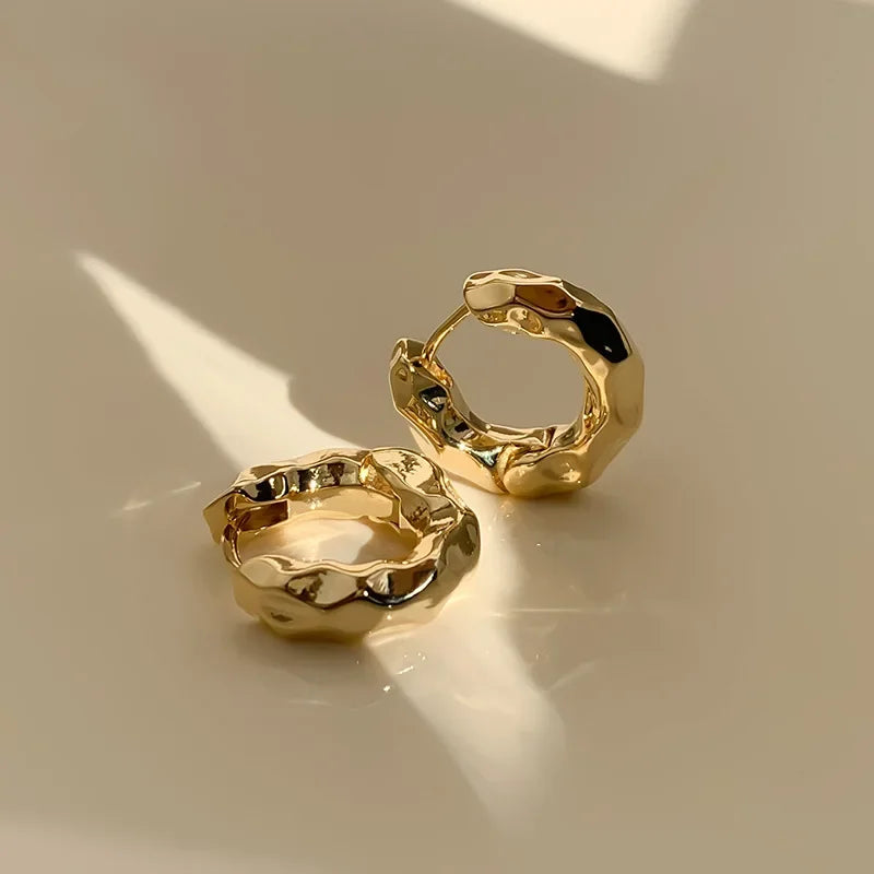LATS Retro Geometric Hoop Earrings – Irregular Simple Circle Fashion Jewelry for Women