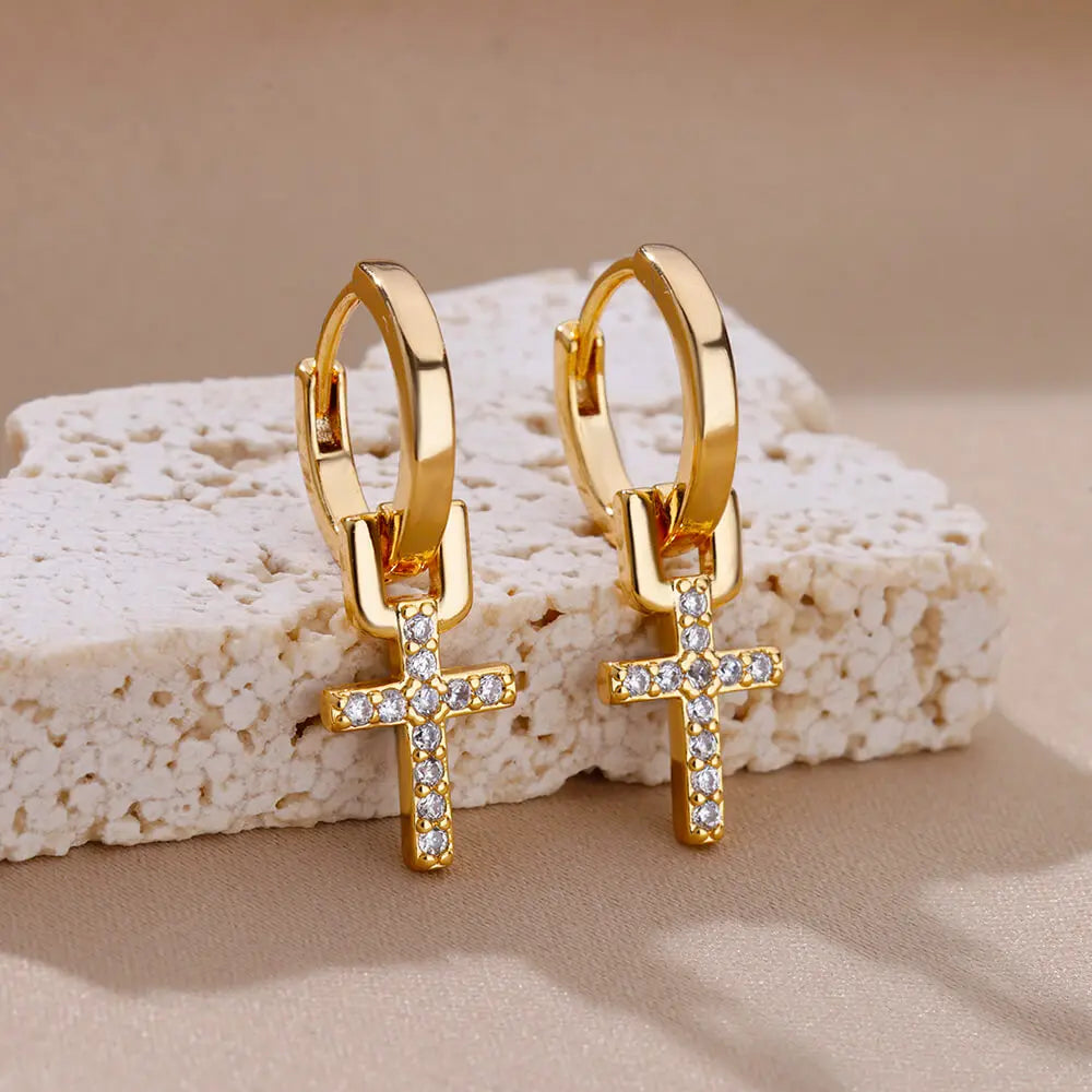 Gold Heart Zircon Hoop Earrings – Waterproof Stainless Steel Jewelry