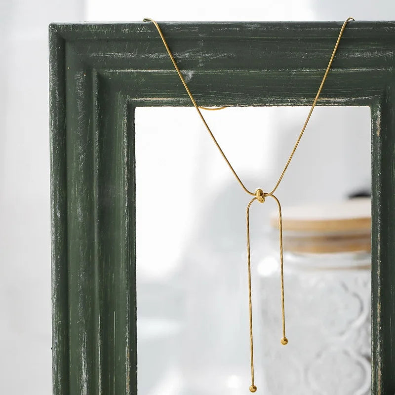 Gold Stainless Steel Adjustable Necklace – Retro Clavicle Chain for Women