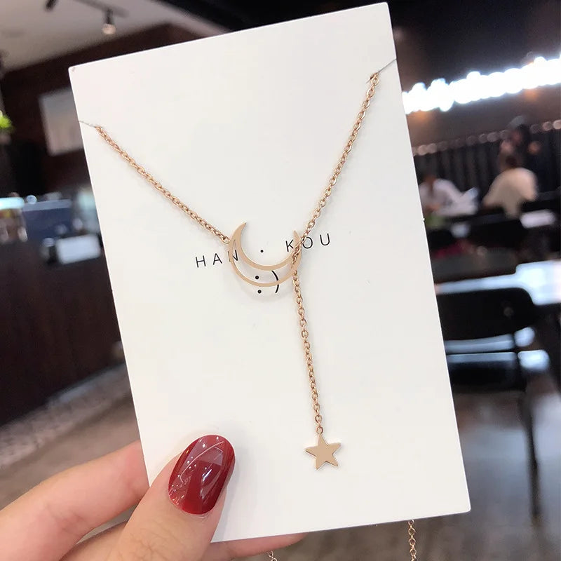 Simple Gold Moon & Star Pendant Choker – Women’s Party Charm Necklace