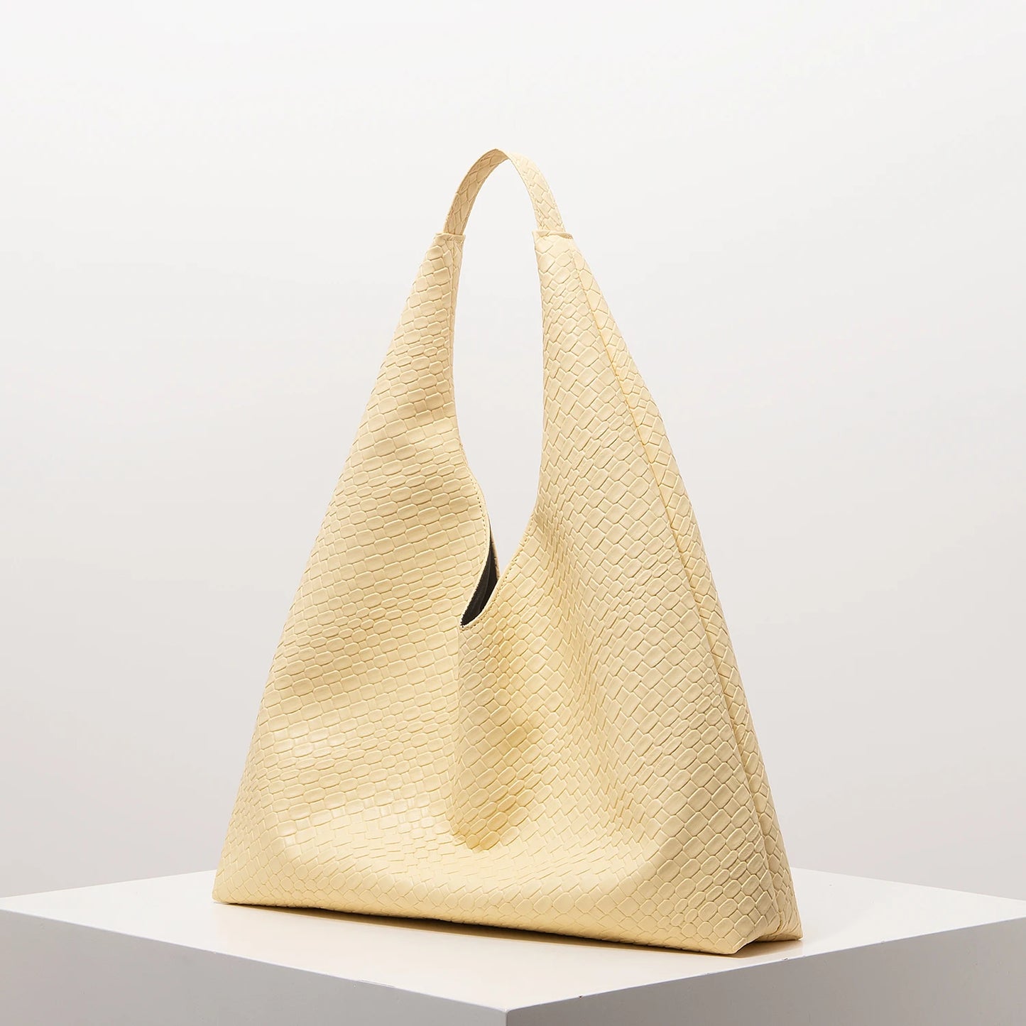 Simple Retro Shoulder Bag – Minimalist Hobo Tote for Women, Elegant Work & Grocery Bag