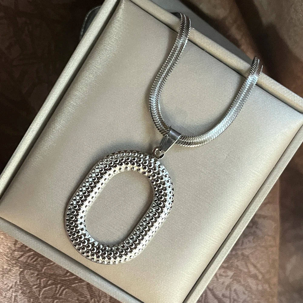 Exaggerated Punk O-Shaped Pendant Necklace – Chunky Stainless Steel Snake Chain for Men & Women