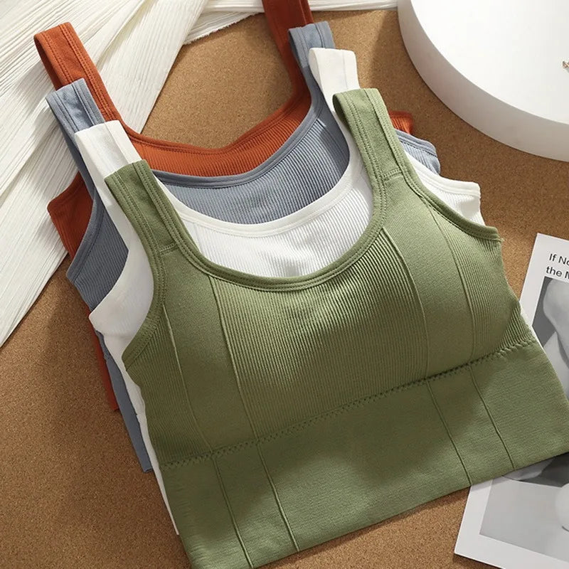 Seamless Push-Up Sports Bra – Breathable Shockproof Gym Top