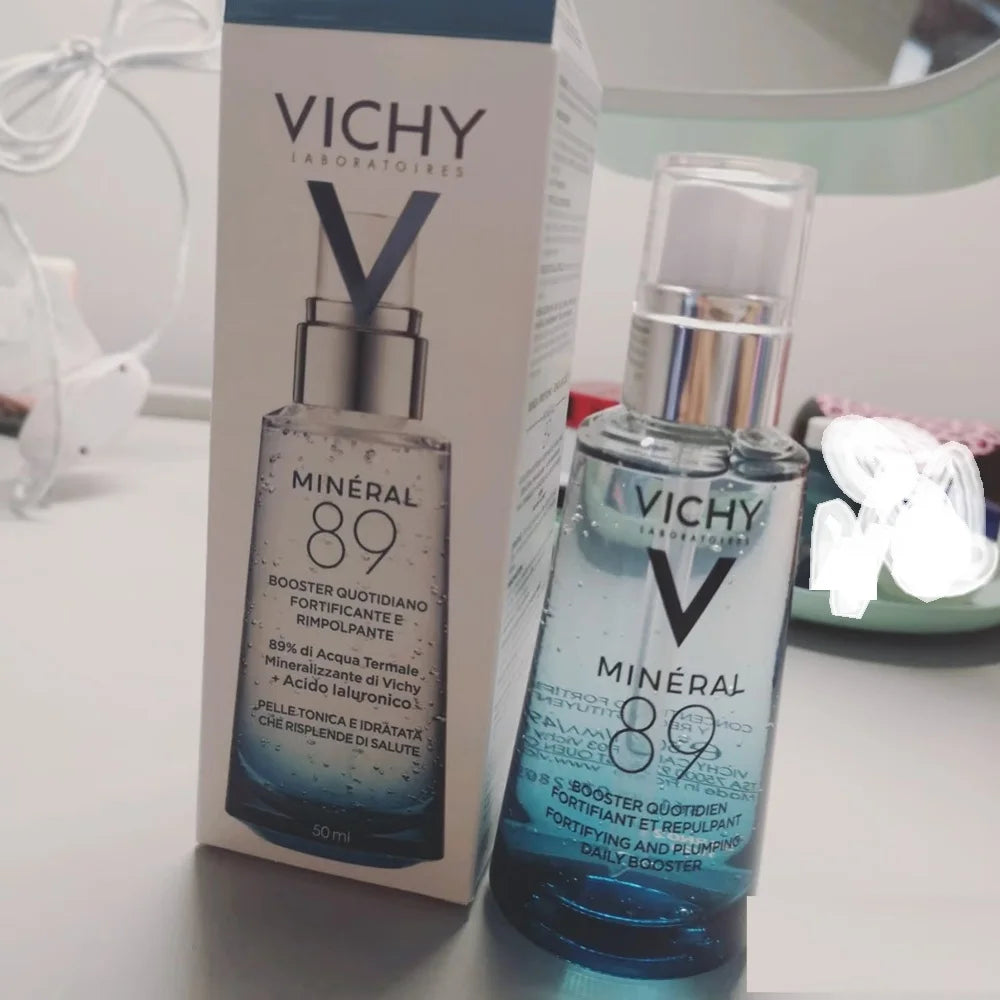 VICHY 16% Vitamin C + Hyaluronic Acid Serum – Rejuvenating & Moisturizing Facial Care with Salicylic Acid, Repairs Skin Barrier & Restores Radiance