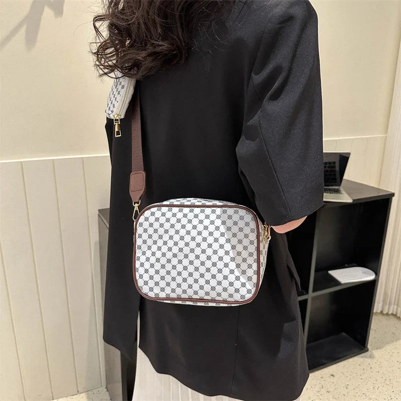 Vintage Pattern Shell Crossbody Bag – Small Luxury Designer Shoulder Purse for Women