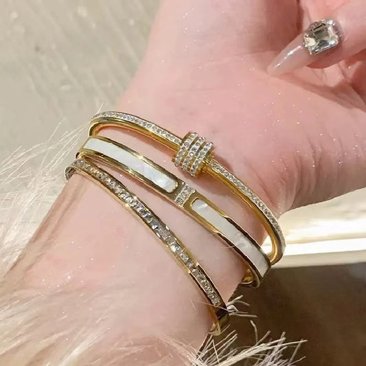 Elegant Gold Rhinestone Bangle – Glamorous Stainless Steel Bracelet for Women