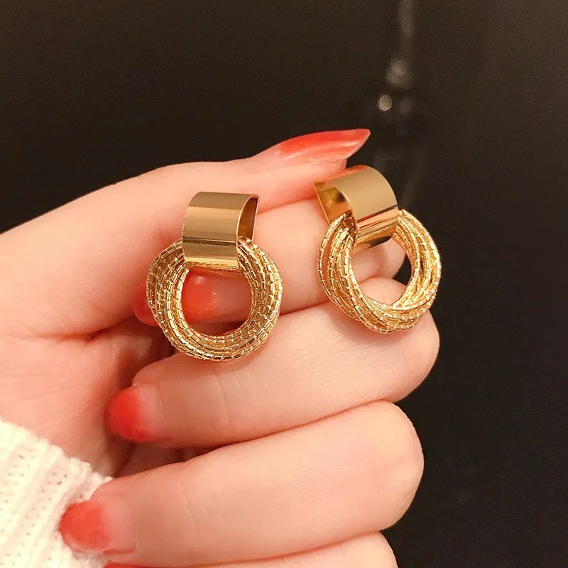 Vintage Metal Round Drop Earrings – Geometric Women’s Statement Jewelry