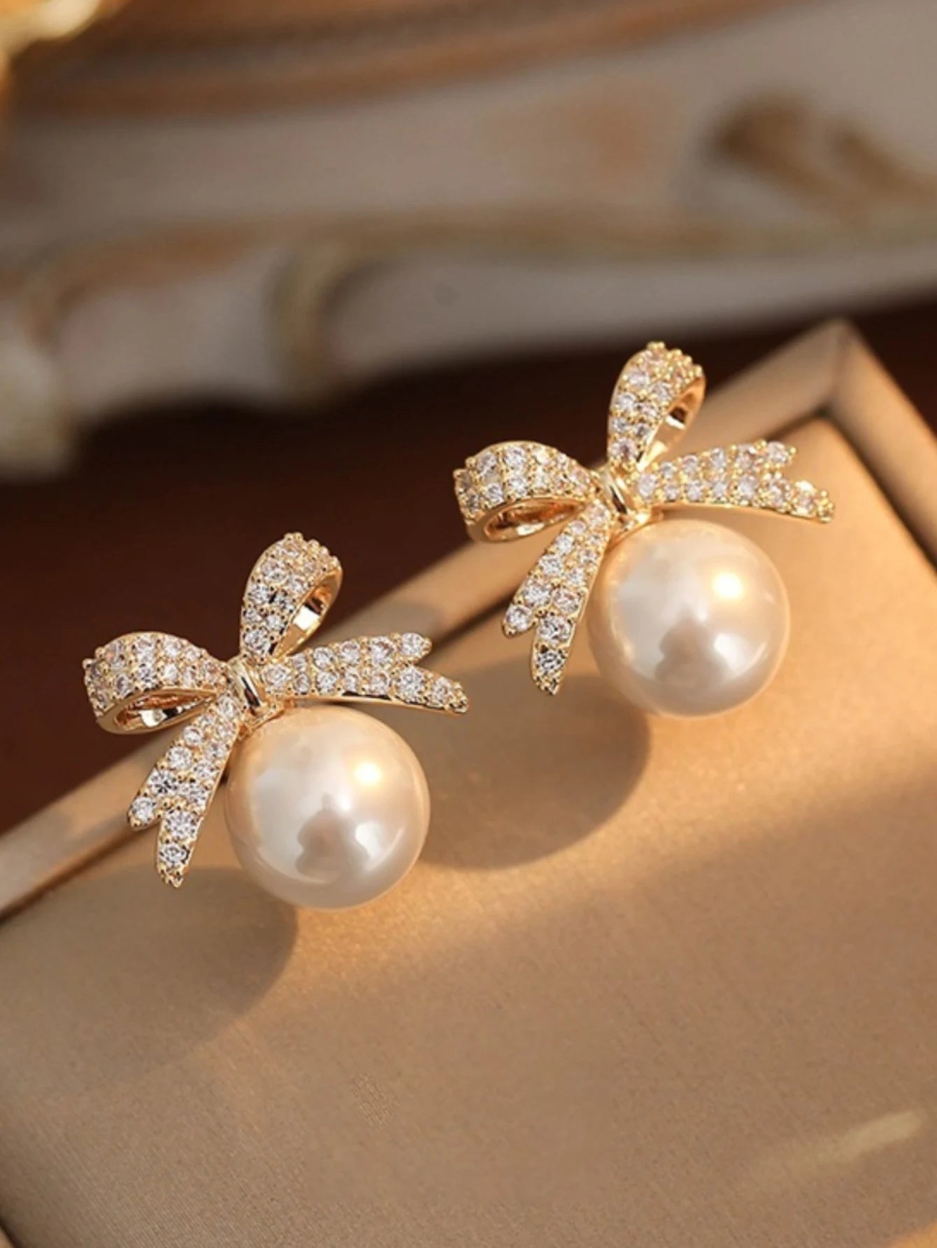Bow Pearl Diamond Stud Earrings – Elegant Women’s Silver Needle Jewelry