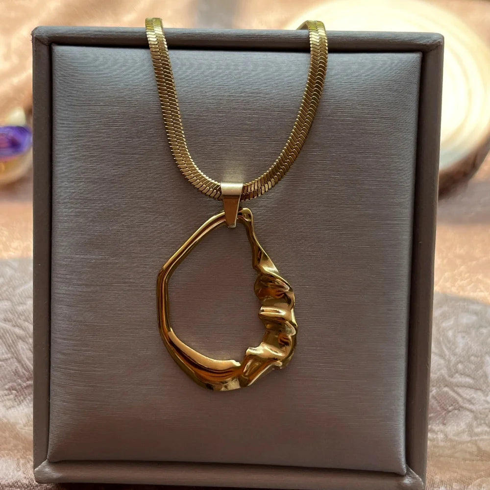 Exaggerated Punk O-Shaped Pendant Necklace – Chunky Stainless Steel Snake Chain for Men & Women
