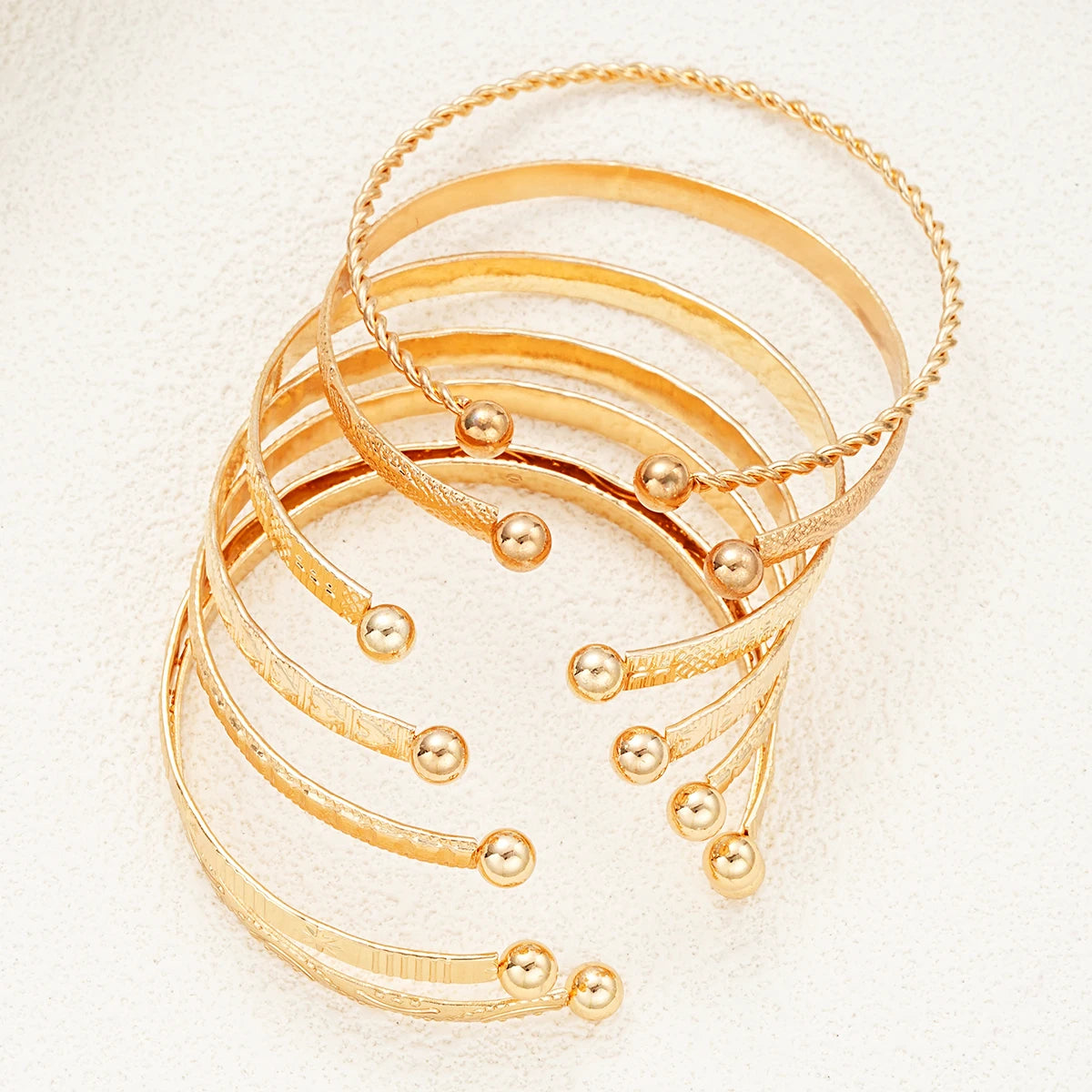 7Pcs Punk Gold Bracelets Set – Goth Heart & Metal Bangles for Women