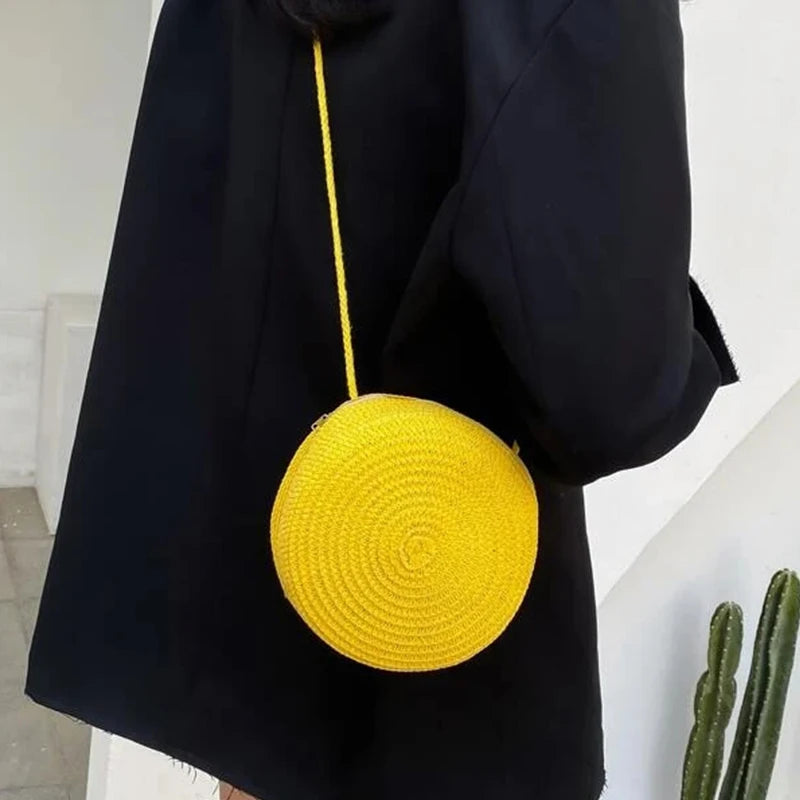 Round Straw Woven Beach Crossbody Bag – Cute Rattan Shoulder Handbag for Women