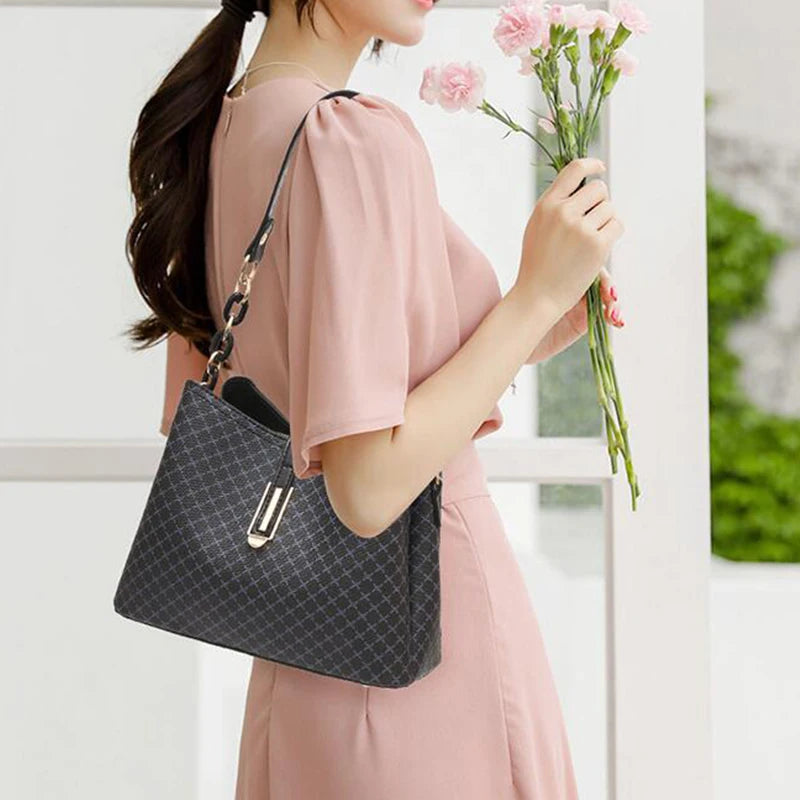 Fashion Women’s Bucket Crossbody Bag – Vintage Tassel PU Leather Designer Shoulder Bag
