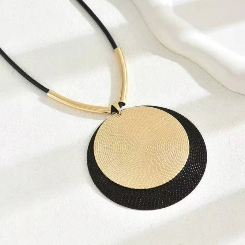 Creative Large Round Vintage Pendant Necklace – Personalized Punk Style Jewelry for Women